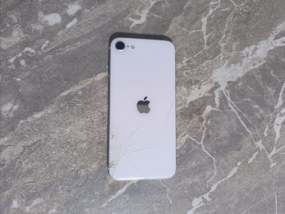 iPhone SE 2 (2020)