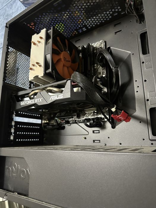 PC gaming rtx 2060 i7-10700kf