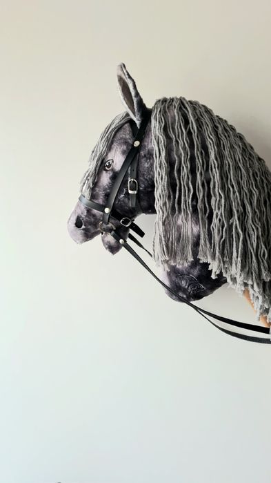Hobby horse HKM с юзда и четка