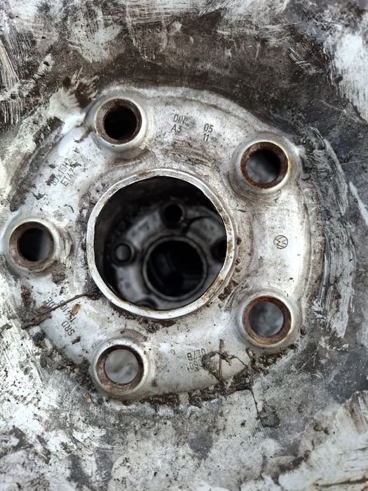 Vand set 4 jante R 15 vw touran golf 5 passat audi