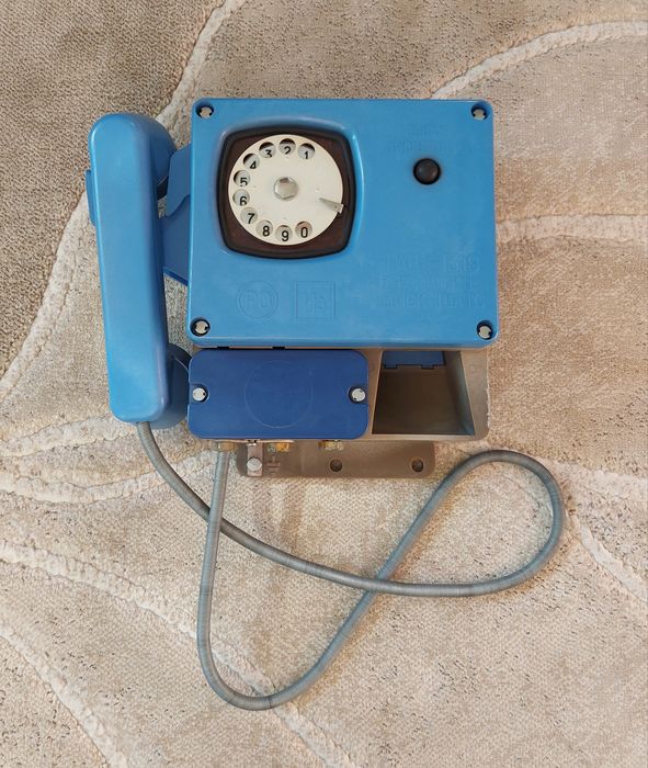 Продавам  ретро телефон ТАШ-1319