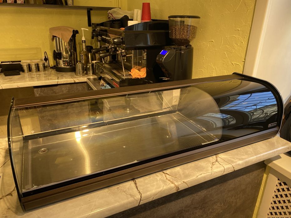 Витрина холодильная