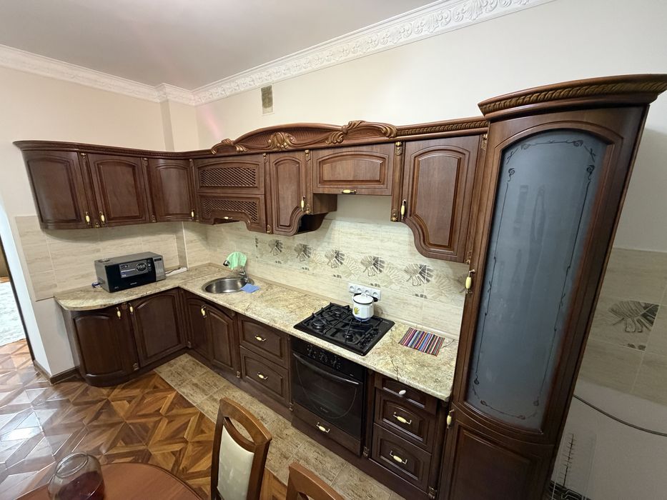 Продам кухонную гарнитуру