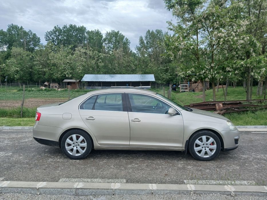 Vând Vw Jetta 2.0 din 2006