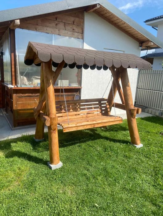 Leagane, mese, foișoare mobilier din lemn