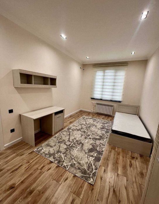 Ойбек 78м2 Высокопотолок ЕВРО ремонт 3/3/3