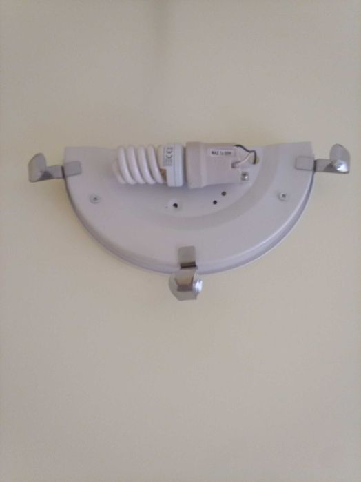 9 бр. Стенни плафони/лампи полукръг