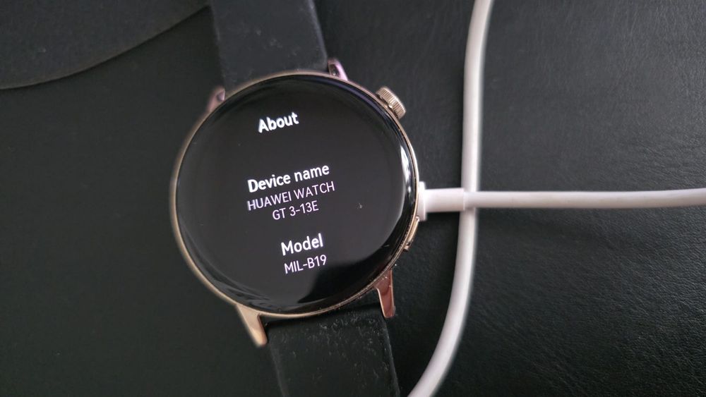 Huawei GT 3 42mm Gold smartwatch