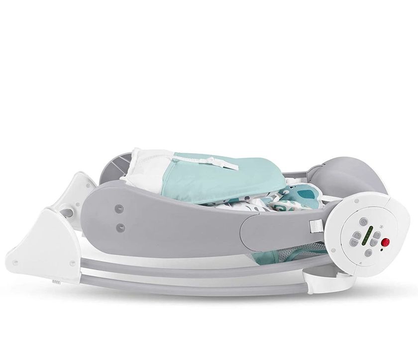 Люлка шезлонг на Фишър Прайс със звуци, мелодии, вибрация, на батерии