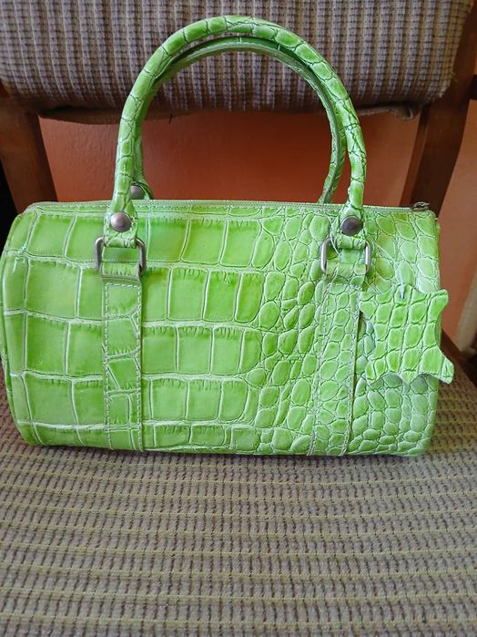 Нова италианска дамска чанта 100 % ест. кожа