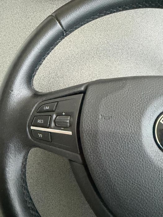 Volan complet BMW F10/F01/F11 (seria 1 3 5 7)