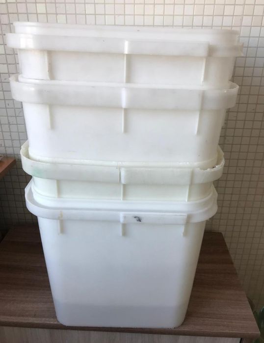 Пластиковый куботейнер под мед, крупы