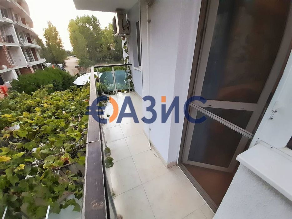 Продава се Двустаен апартамент в к.к. Слънчев бряг - 70 кв.м за 965 €/кв.м - Снимка #10