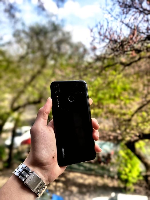 HUAWEI Y7 (2019)