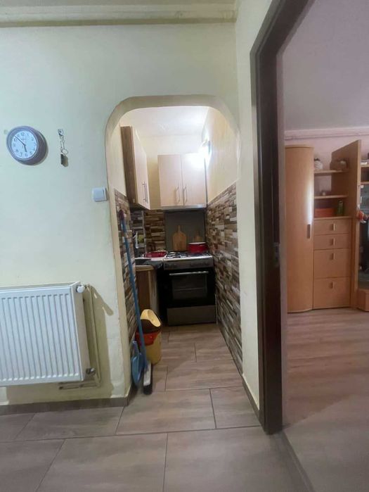 Vand garsoniera in Resita ( Aleea Tineretului )