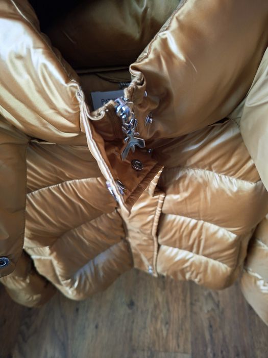 Оригинално яке на Patriza pepe,