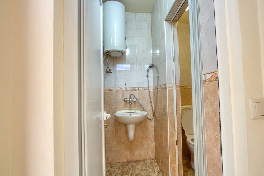 Дава се под наем Магазин в Дупница - 100 кв.м за 816 € - Снимка #4