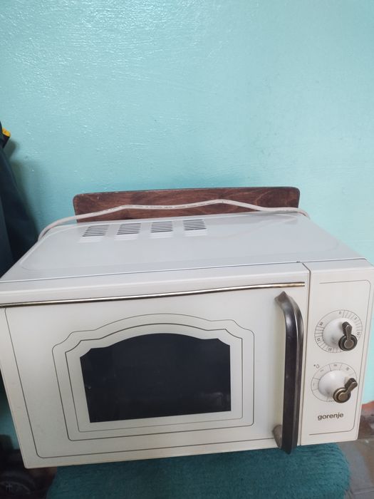 Продам микроволновку 35 тыс
