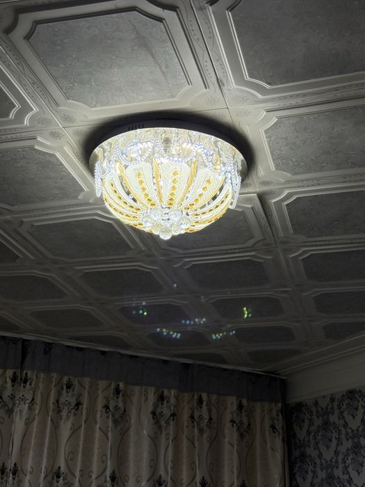 Продам люстры в хорошем состоянии