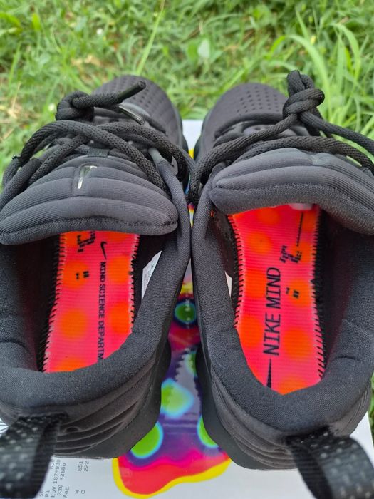 Nike Mind 002 Black Hyper Crimson, mărimi de la 36 la 44