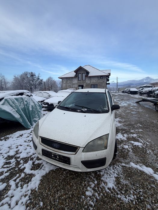 Dezmembrez/dezmembrari Ford focus 1.6 tdci motor cutie