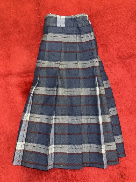 Бином форма продам юбку 32р