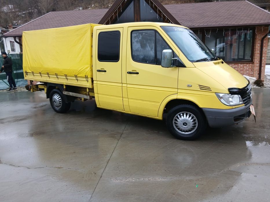 VÂND MERCEDES SPRINTER 313 fac schimb cu dubă închisă