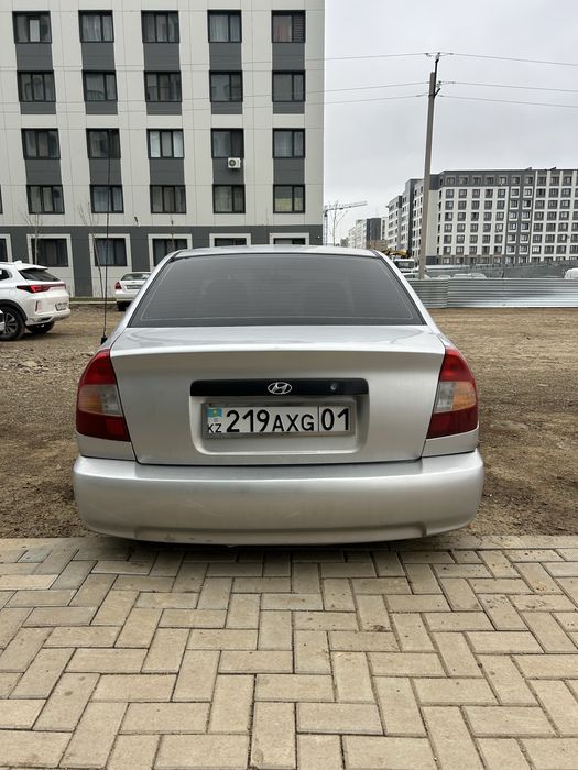 Продам машину hyundai accent 2005