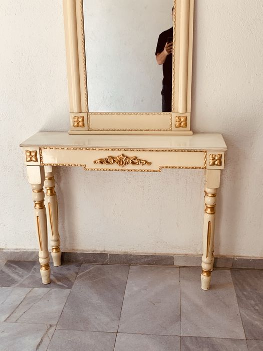 Датски дървен комплект – конзола с огледало, масив, класически стил