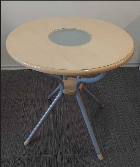 Комплект маса и 4 стола