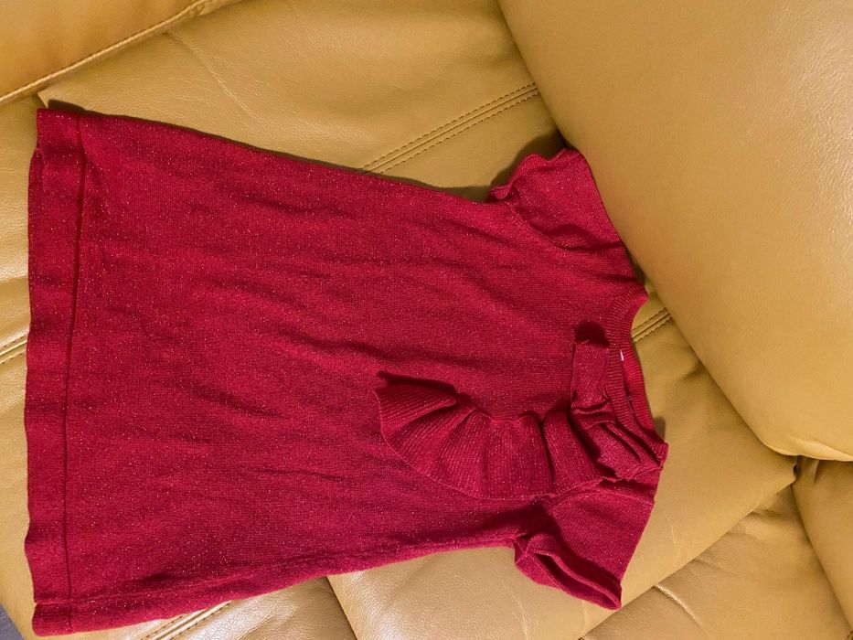 Vand un lot de 5 articole fetite mar.3-4 ani