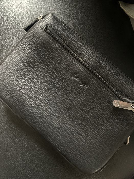 Чёрная кожаная сумка KARYA