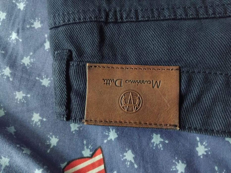 Pantaloni massimo dutti.  Nr 38