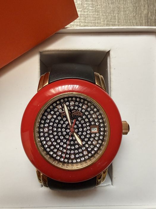 Дамски часовник folli follie