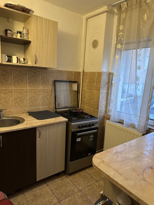 Garsoniera de vânzare în Tg-Jiu, zona 9Mai