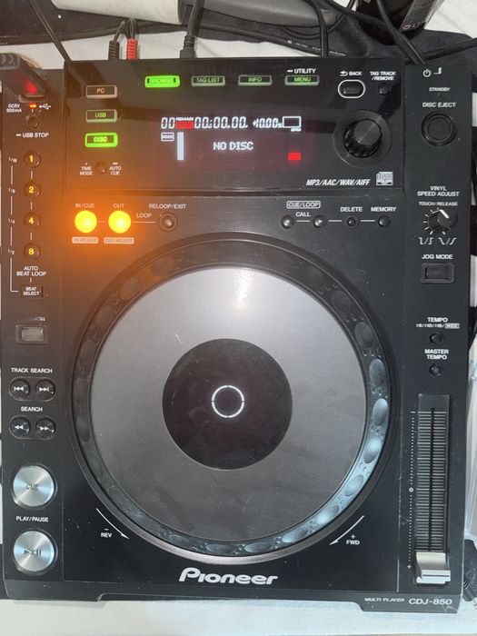 2 Playere Pioneer CDJ 850