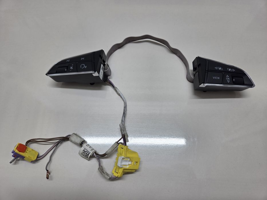 Kit comenzi volan Seat Leon 5F / Ateca / Ibiza 6F / Arona– Tasta VIEW (Virtual Cockpit) + Cablaj OEM