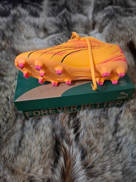Puma de fotbal !!