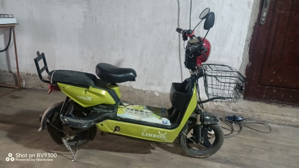 Продам электро скутер