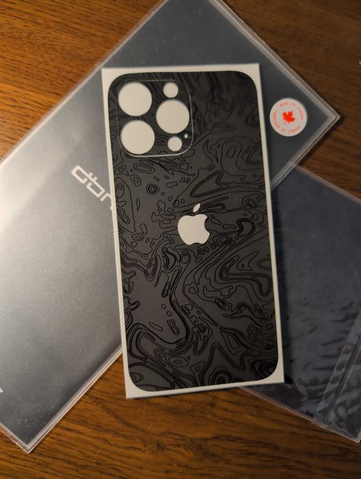 Skin Triple Black Iphone 15/16 Pro Max