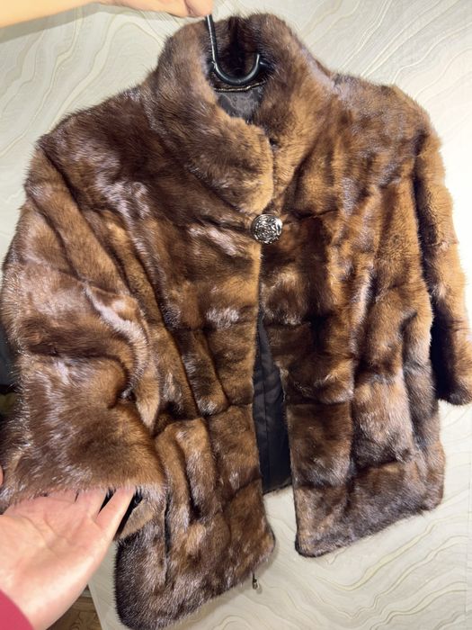 Продам норковую шубу
