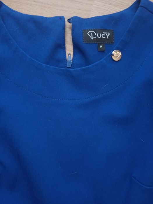 Красива много запазена рокля Lucy