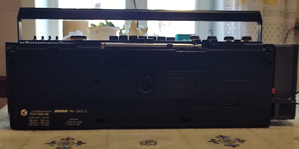 Магнитола Вега РМ-250С-2