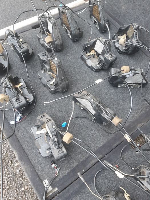 Брава / брави врати Мерцедес w211