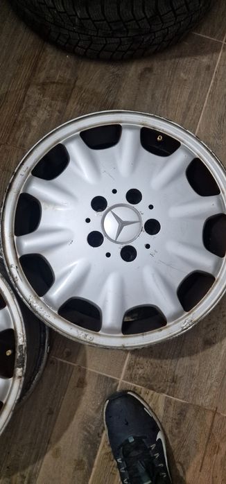 Гуми 16' от мерцесед  clk
