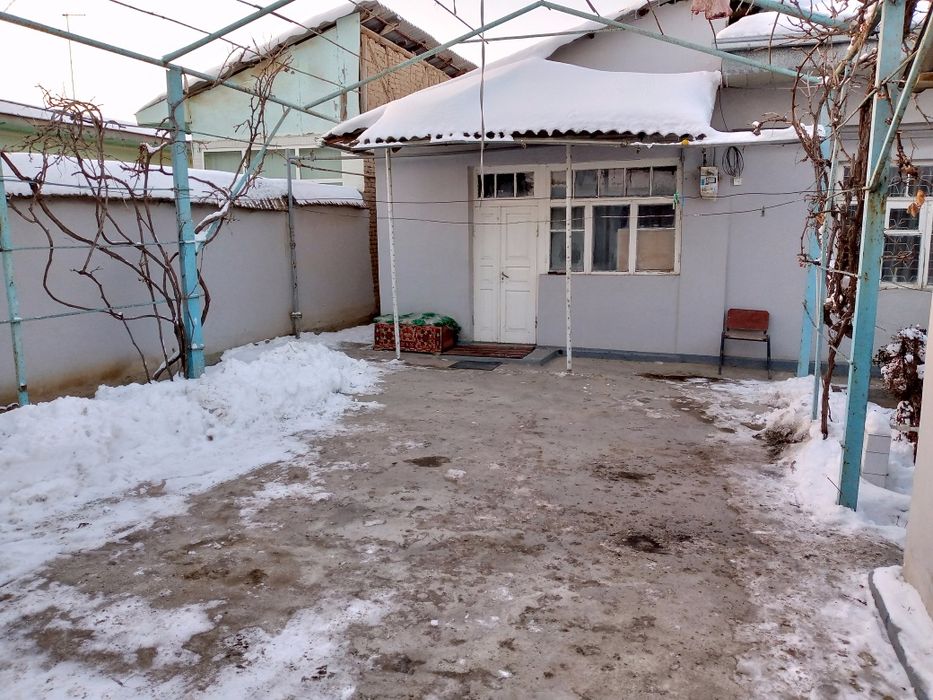 Yangiyo'l shaharda hovli sotiladi