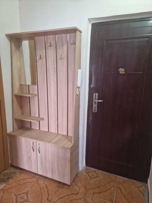 Închiriez Garsoniera cartierul baragan Sighisoara  pe termen lung 1000 RON+ garantie