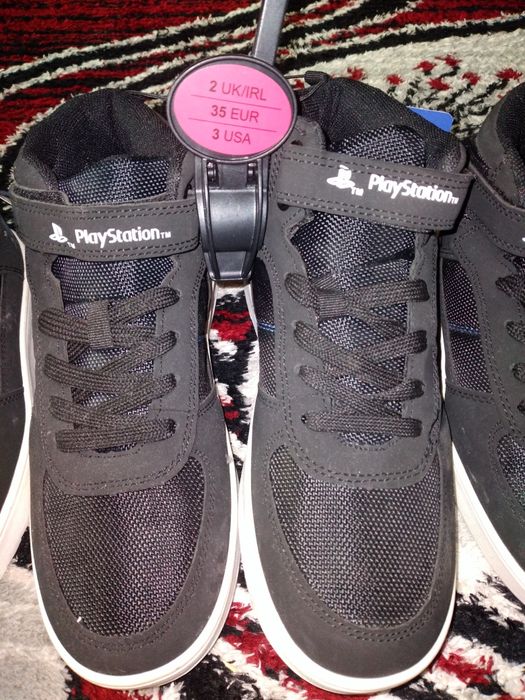 Papuci PlayStation