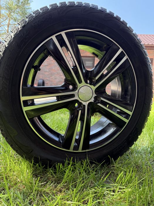 Комплект шины и дисками