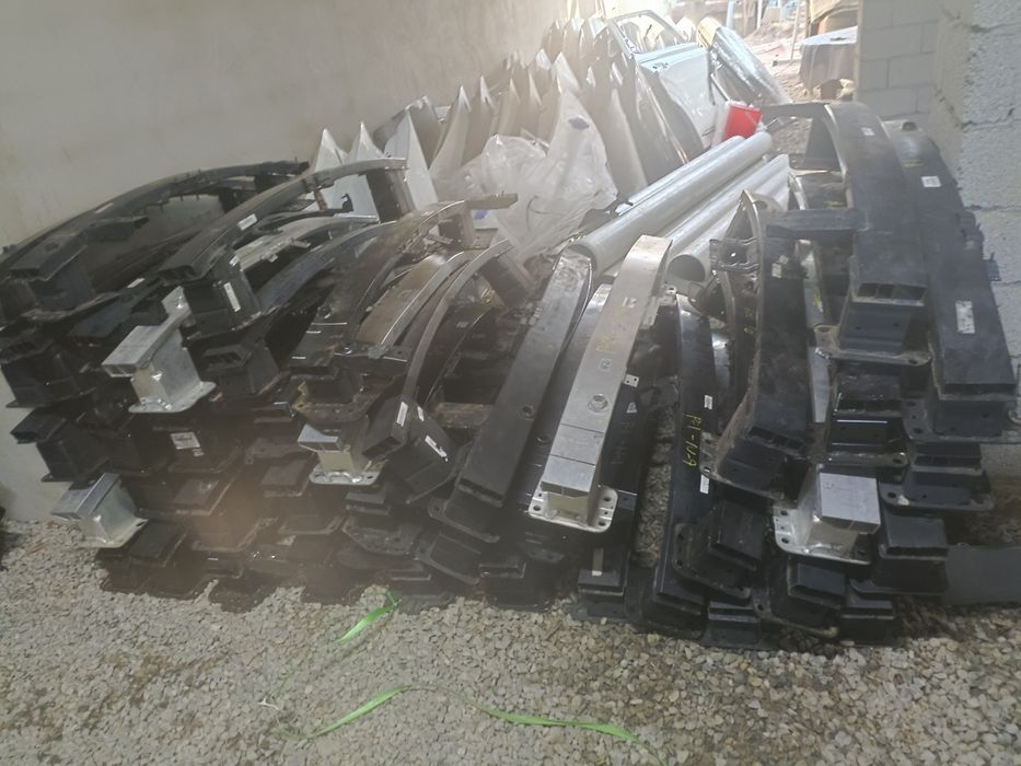 Оригинал запчасть крыло